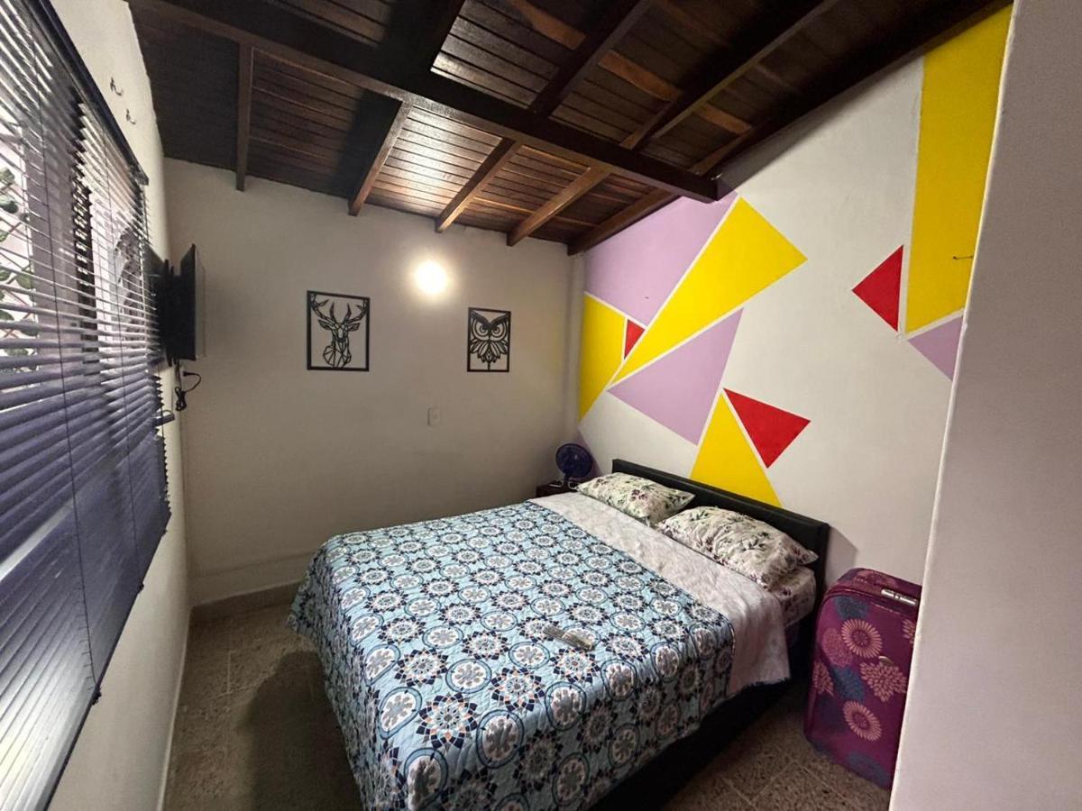Hostel Urban City Medellín Exteriör bild