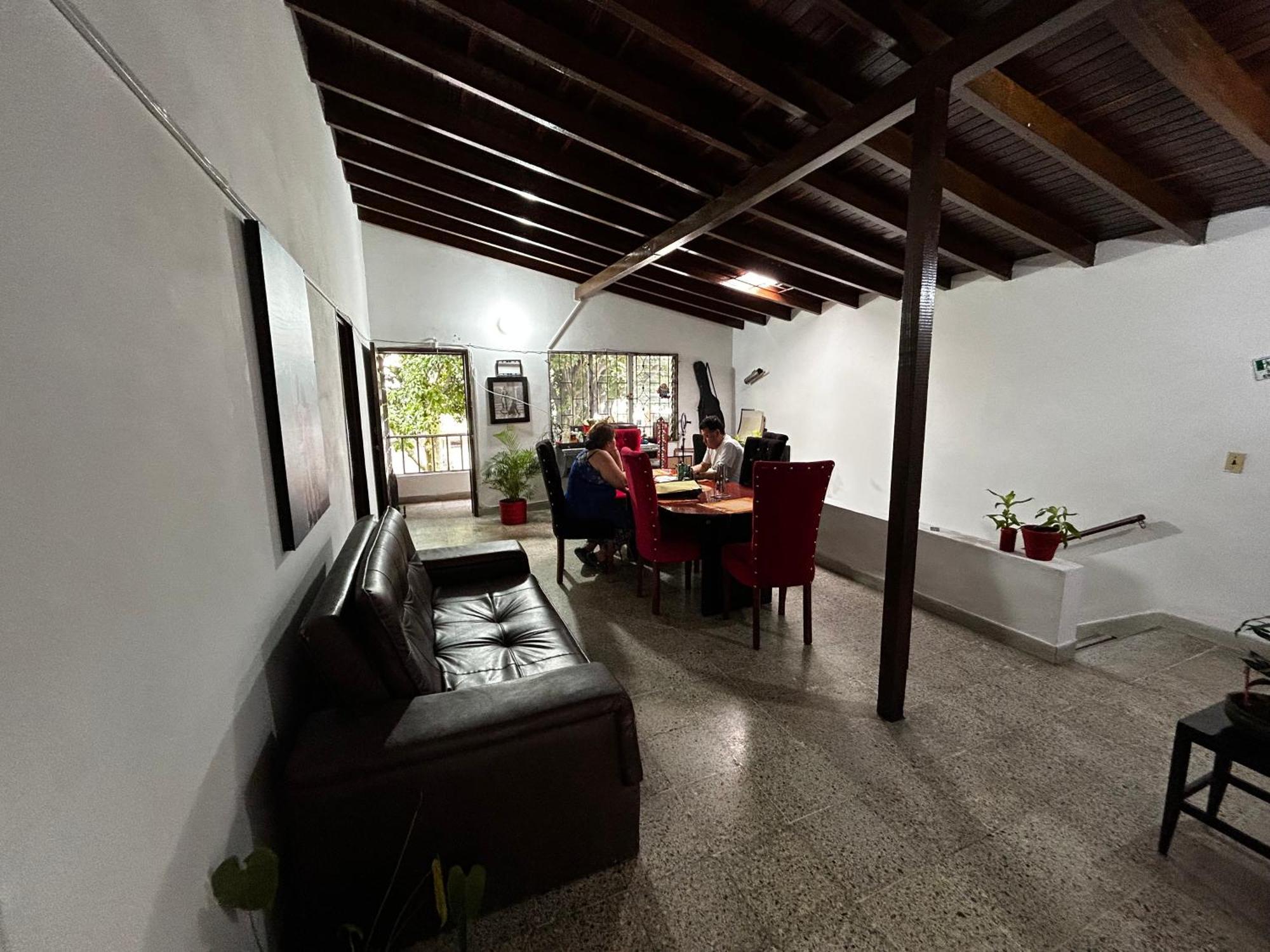 Hostel Urban City Medellín Exteriör bild