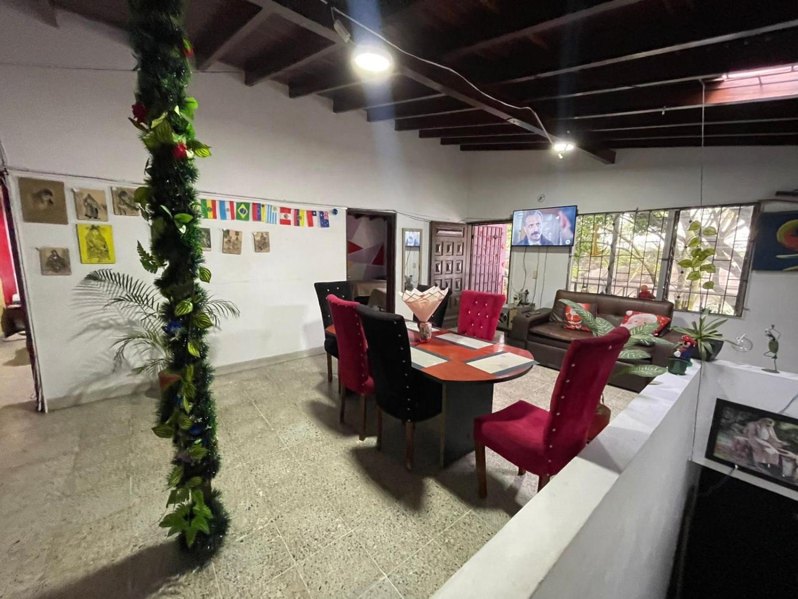 Hostel Urban City Medellín Exteriör bild