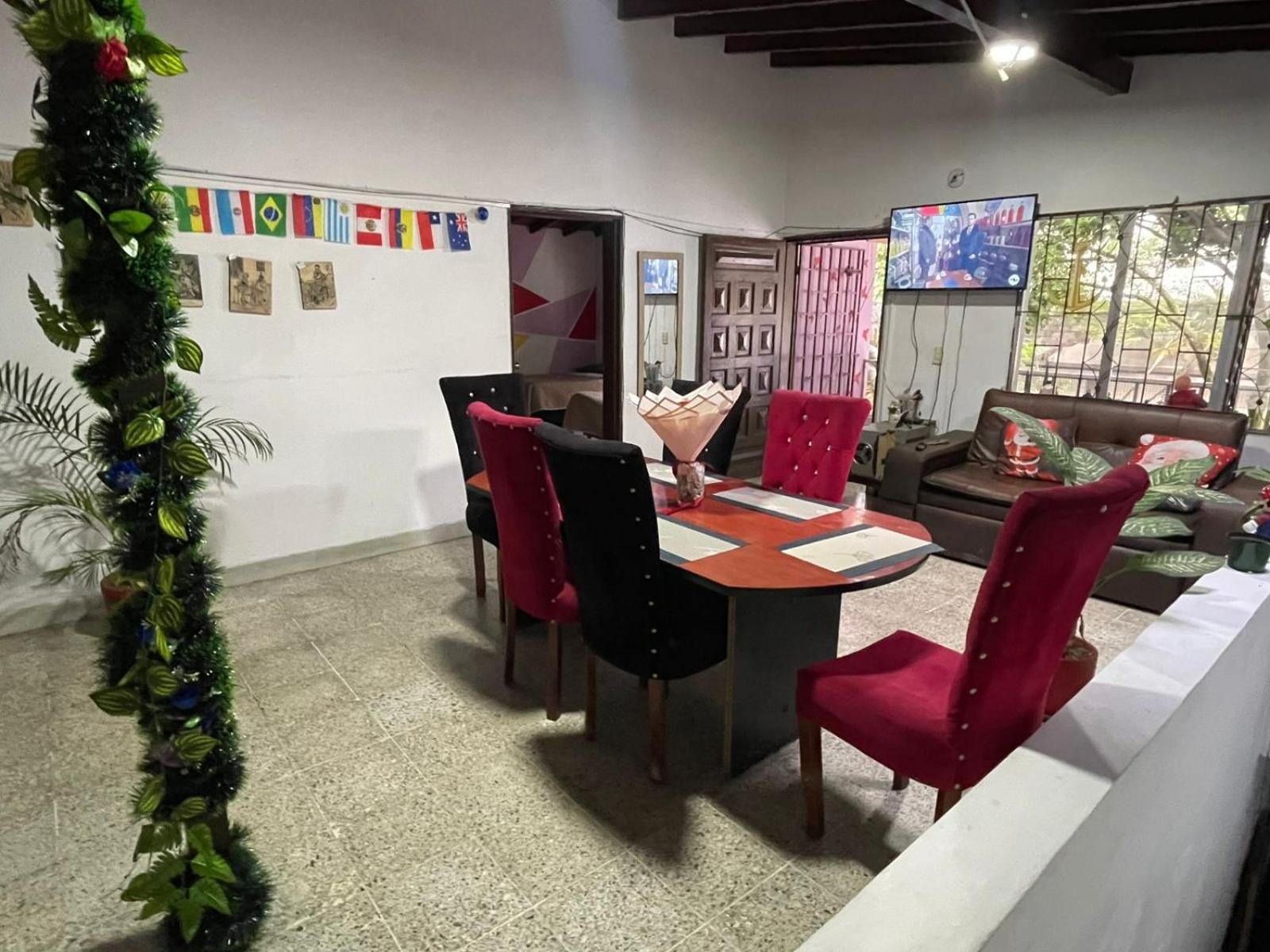 Hostel Urban City Medellín Exteriör bild